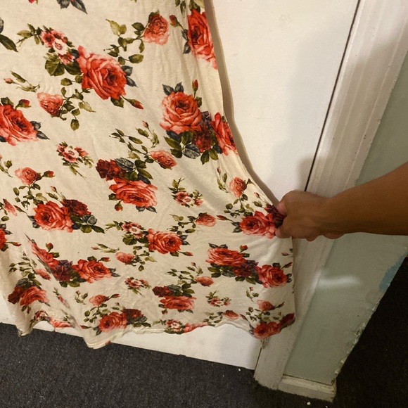 maxi skirt - Picture 2 of 5